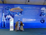 Фото 9 -  оформление выставочной экспозиции Воздушно-космических войск ВКС баннерами и пленкой с печатью.